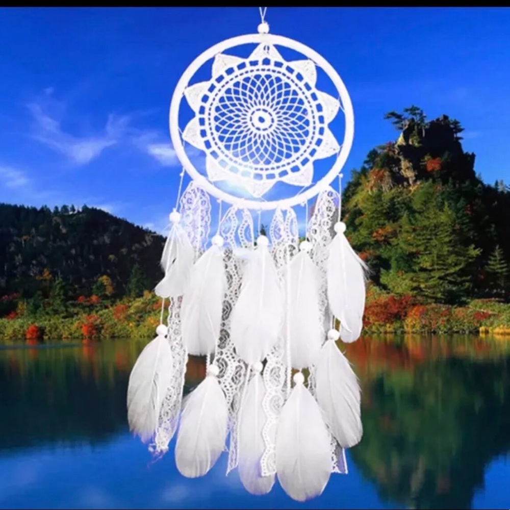 White dream catcher